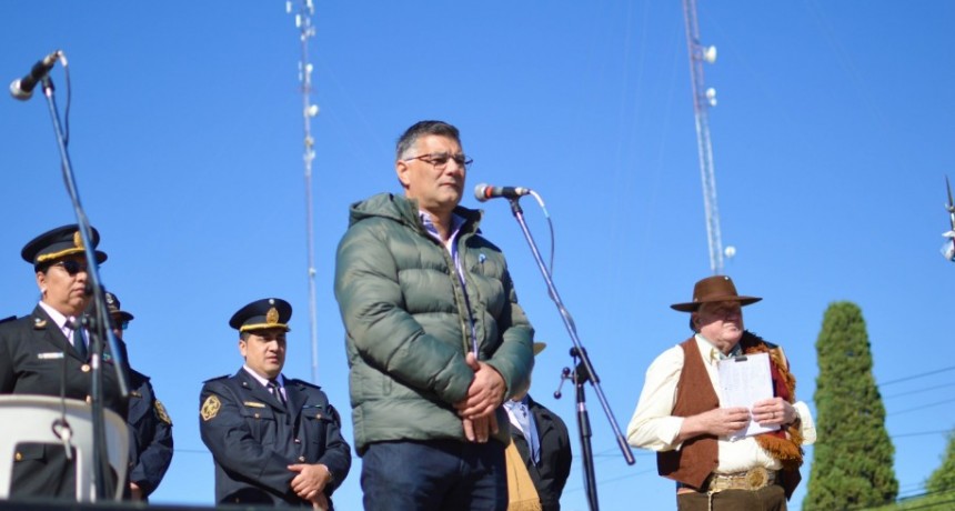  Ramallo conmemoró el aniversario de la Revolución de Mayo en un acto emotivo