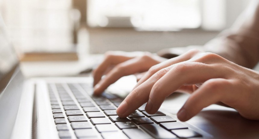 Escándalo en Pérez Millán: jóvenes fueron víctimas de ciberbullying