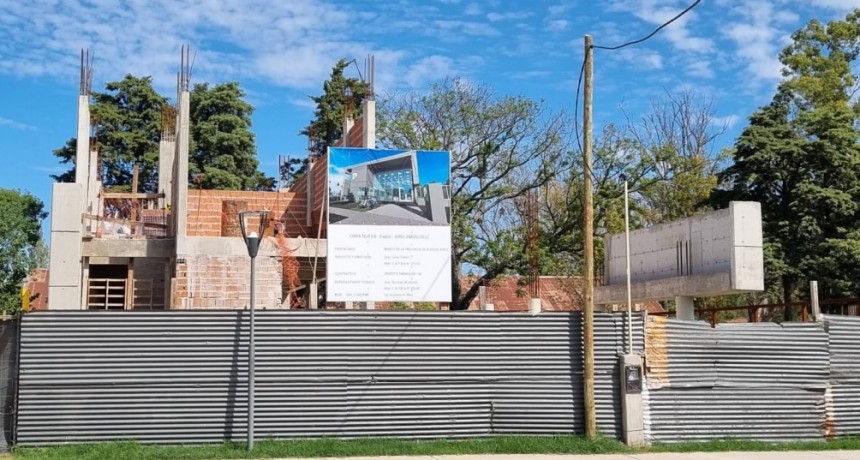 Piden mantenimiento e información sobre la obra del edificio del Banco Provincia en Villa Ramallo