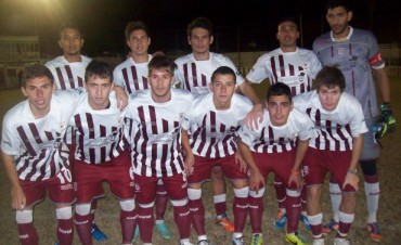 Defensores goleó 5 a 1 a Matienzo por el torneo Apertura 