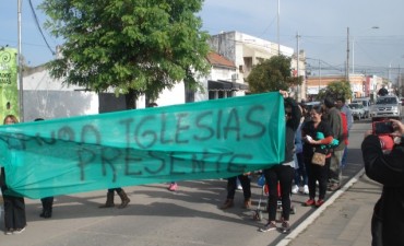 #‎NiUnaMenos‬: ATE se movilizó contra los feminicidios y la violencia de género.