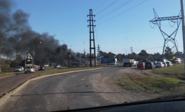 Continúa la protesta de la UOM