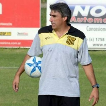 Gabriel Gómez es el nuevo técnico de Brown de Puerto Madryn 