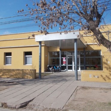 Abandonan a un bebe en el policlínico municipal