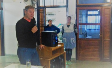 EES N°4:  Una charla para generar conciencia y respeto a las normas de transito