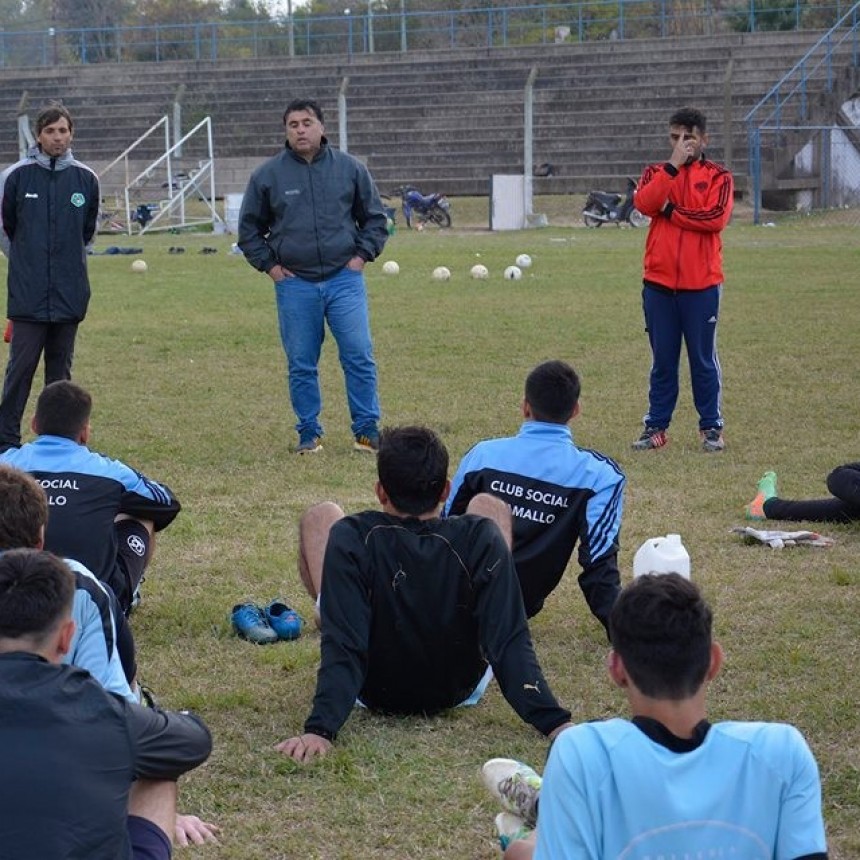 Daniel Selenzo es el nuevo técnico de Social