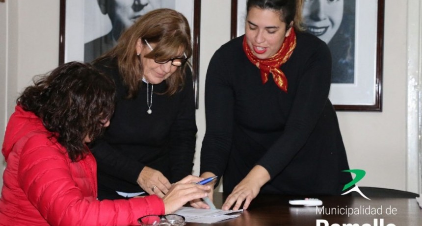 Entrega de Subsidios a Establecimientos Educativos