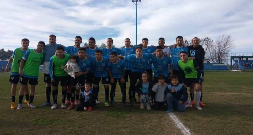 Social igualó con La Emilia y clasificó a la liguilla