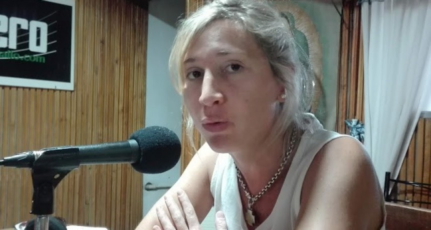 “Con el fin de visibilizar la lucha de Ni una menos convocamos a varias artistas para trabajar sobre diferentes problemáticas en las cinco localidades”