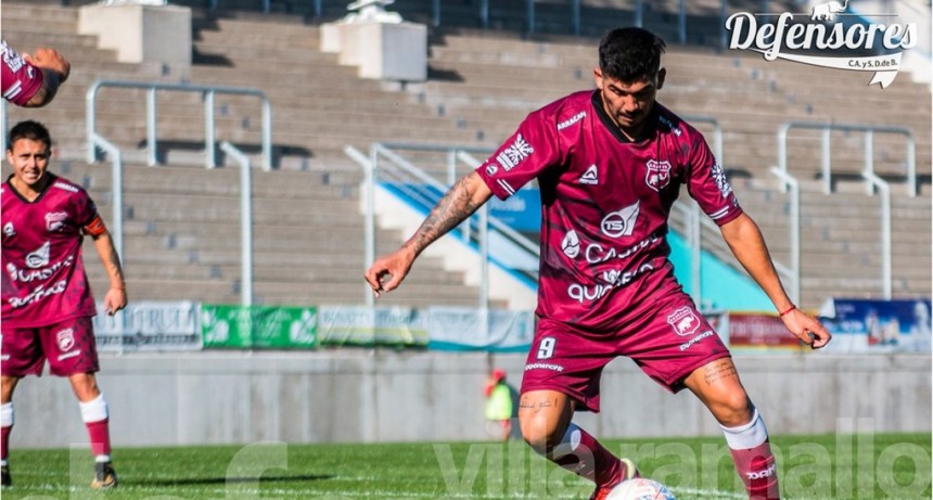 Defensores visita a Racing, uno de los punteros