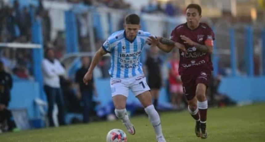 Defensores perdió con Racing en Córdoba