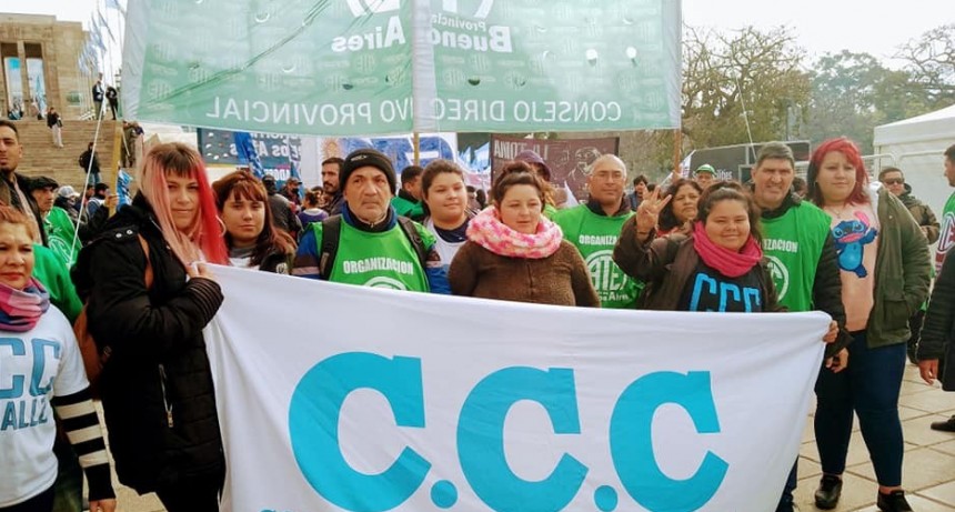 Una delegación de dirigentes ramallenses estuvo en Rosario diciendo “NO” a la privatización del canal navegable del río Paraná