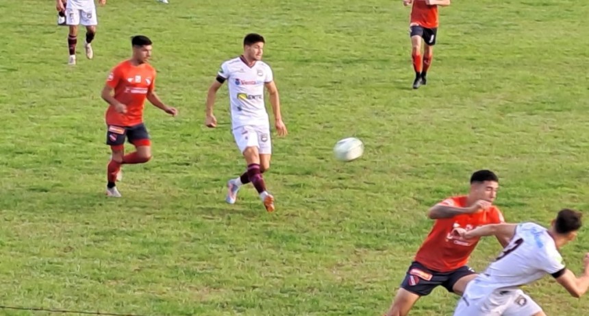  Torneo Federal A: Defensores se trajo un buen punto de Chivilcoy