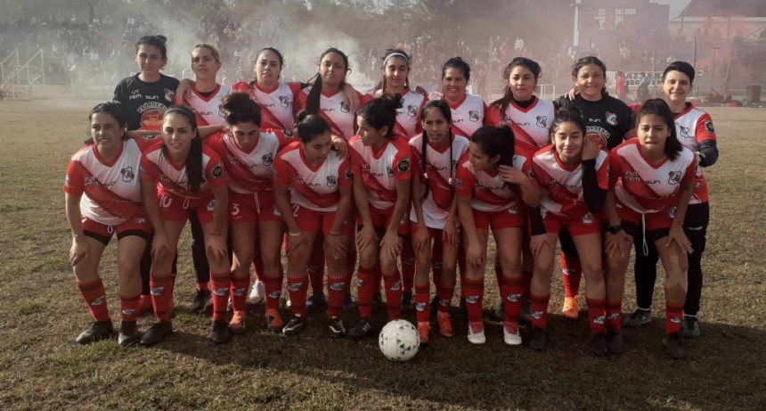 Fútbol Femenino: La Emilia fue más eficaz que Matienzo y se quedó otra vez con el título
