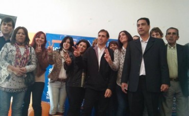 Cristián Mansilla presentó la lista 2 que competirá en las PASO del FpV