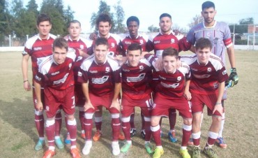 Defensores derrotó 3 a 2 a Regatas y espera