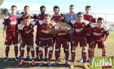 Defensores goleó a Real Sprint y jugará la final con Gral. Rojo