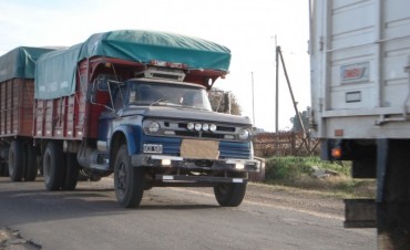 Continúa el paro de los transportistas