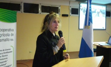 Roxana Marconi “Con esta jornada ganadera apostamos a que el campo pueda seguir innovando y generando empleo”