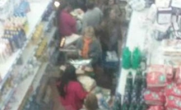 Hubo filas en los super que adhirieron a la promo del Provincia