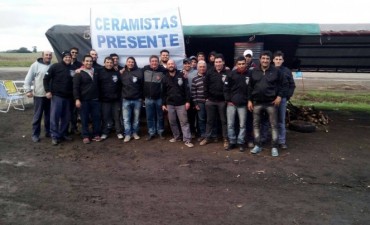 Villa General Savio: Los trabajadores de la ex Rasa continúan de paro