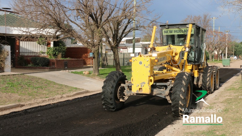 Continúan las obras de asfaltado