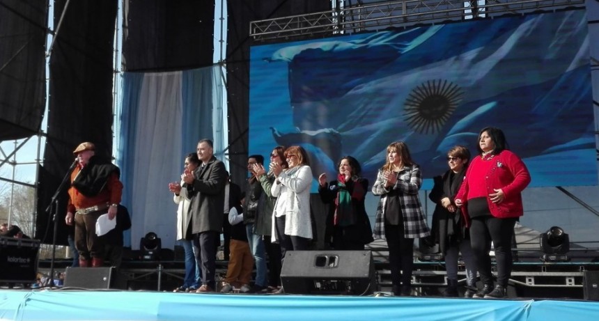 Poletti 'Van a ser tiempos de mucho esfuerzo, van a ser tiempos para recuperar la independencia económica'