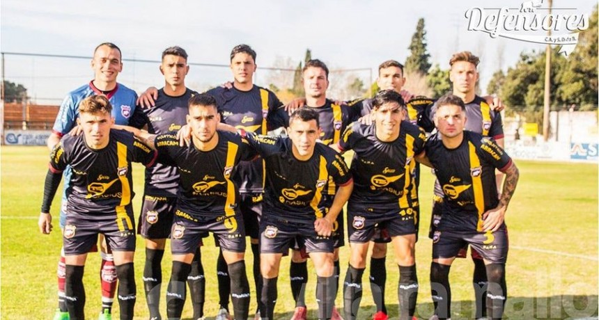 Defensores dio vuelta el resultado y se quedó con los tres puntos