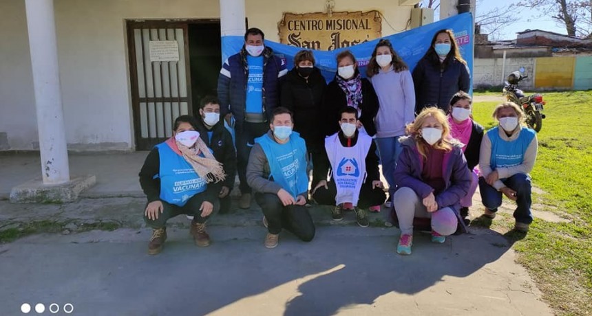 Vacunaron a vecinos en el B° Defensores de Victoria