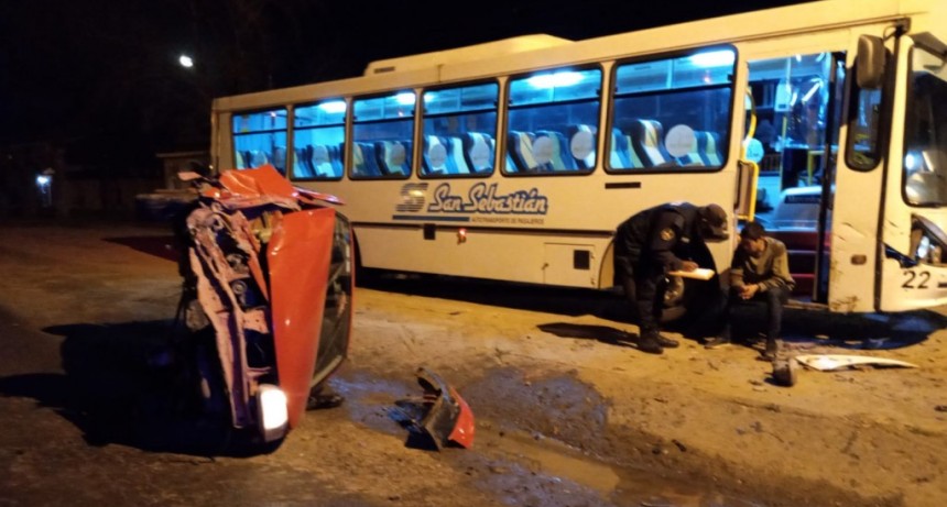 Accidente en San Mart&iacute;n y Artigas