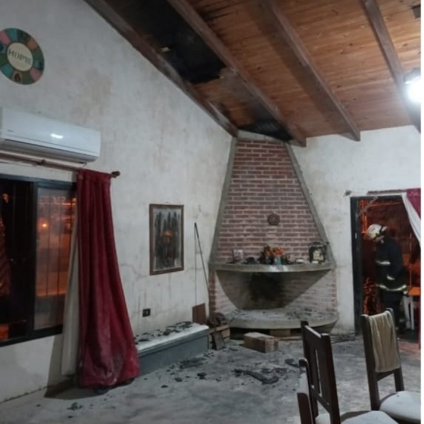 Se incendió una vivienda en Villa Ramallo