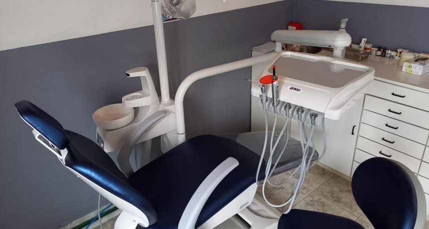 La estampida del dólar genera preocupación entre los profesionales de la salud por la falta de precios e insumos