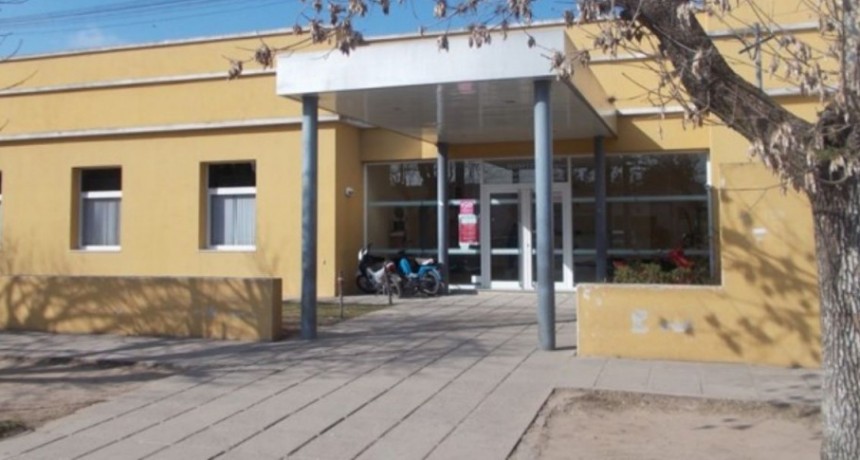 Golpean brutalmente a una joven y la internaron en el hospital Gomendio  