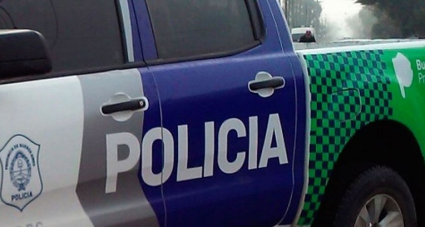 Roban y golpean al propietario de un almacén