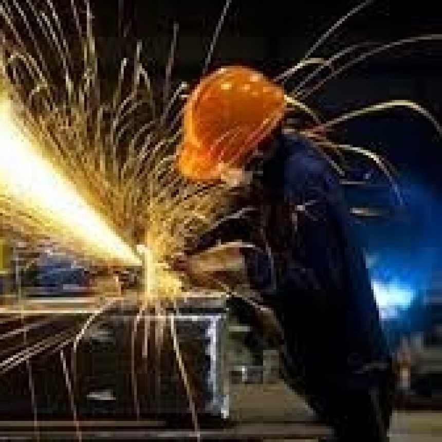 La UOM acordó un aumento del 38% y un bono de $ 60 mil