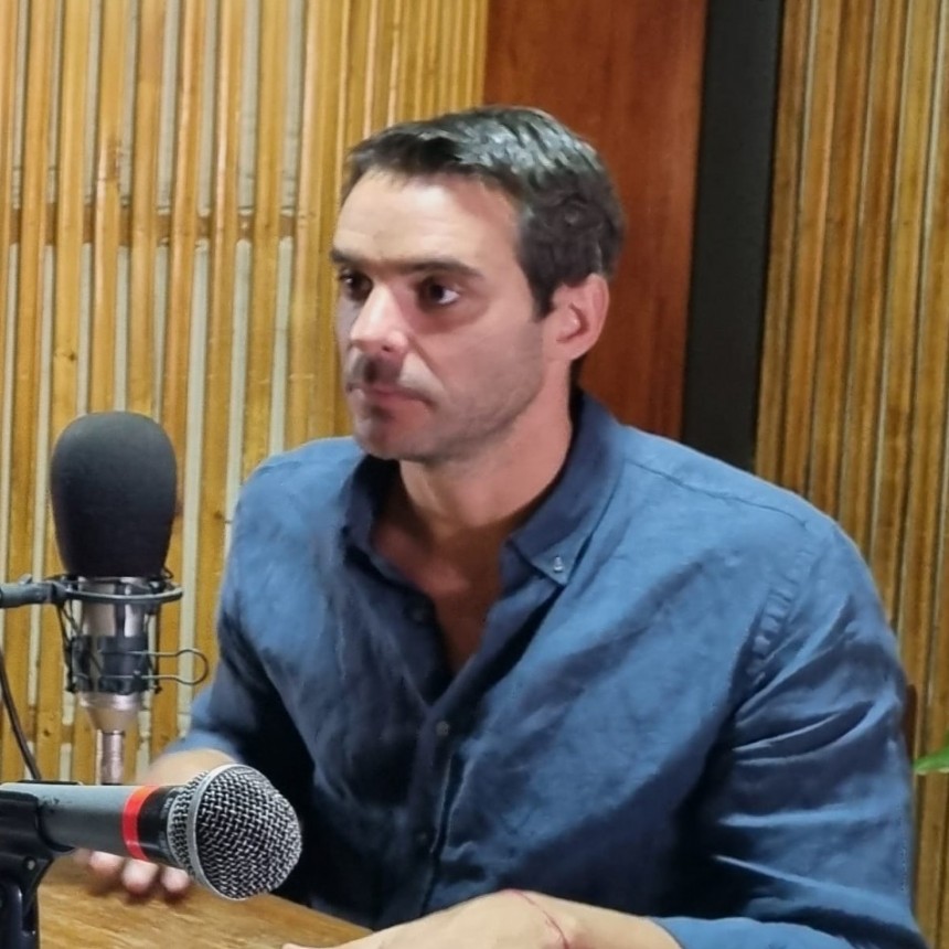 “Actitudes de adolescente caprichoso”: Passaglia criticó a Milei y propuso un cambio desde 