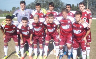 Defensores perdió en el debut con Belgrano en el camping