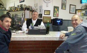 1 de Agosto: La Tradición de Beber Caña con Ruda