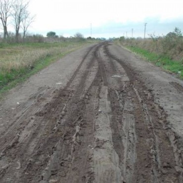 Piden por los caminos rurales
