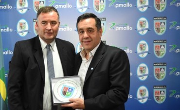 El Intendente Poletti recibió al Ministro Finocchiaro