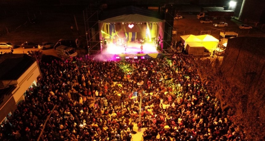 Pérez Millán vivió su  fiesta aniversario con más de 10 mil personas 