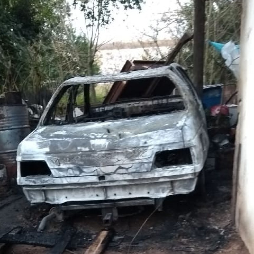 Quemaron un auto