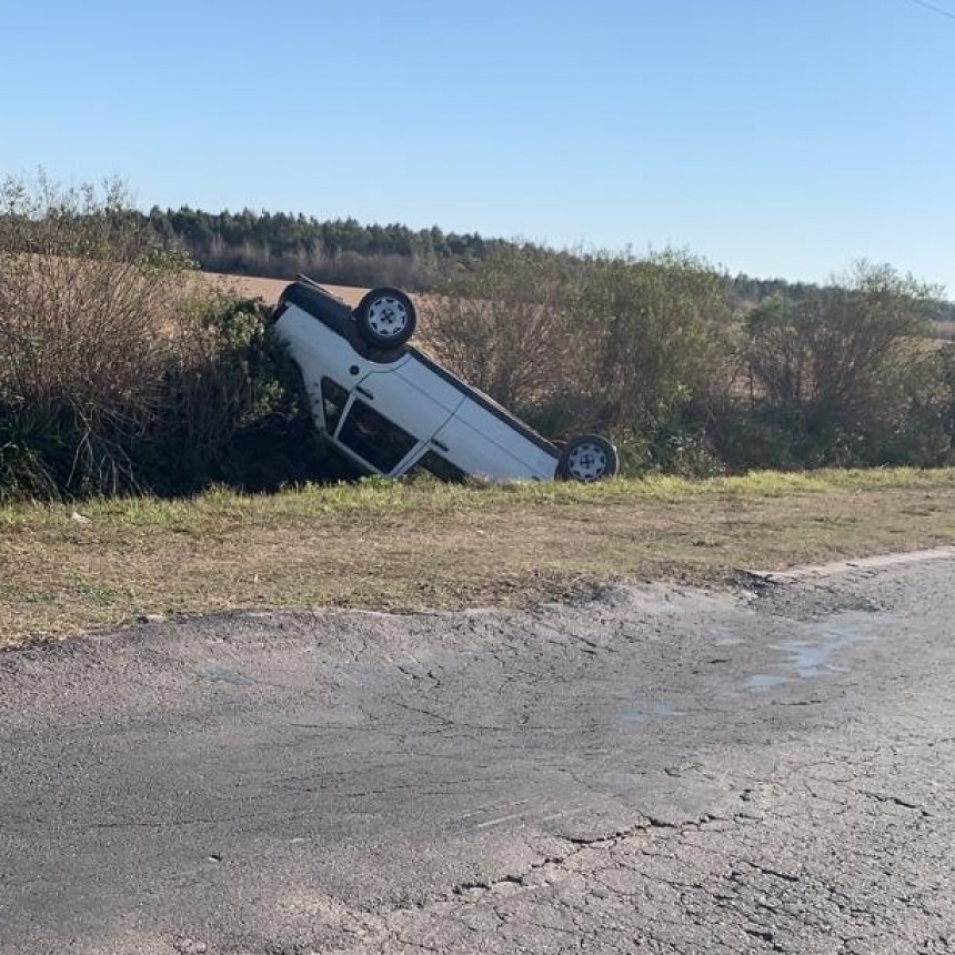 Impactante vuelco sin lesionados
