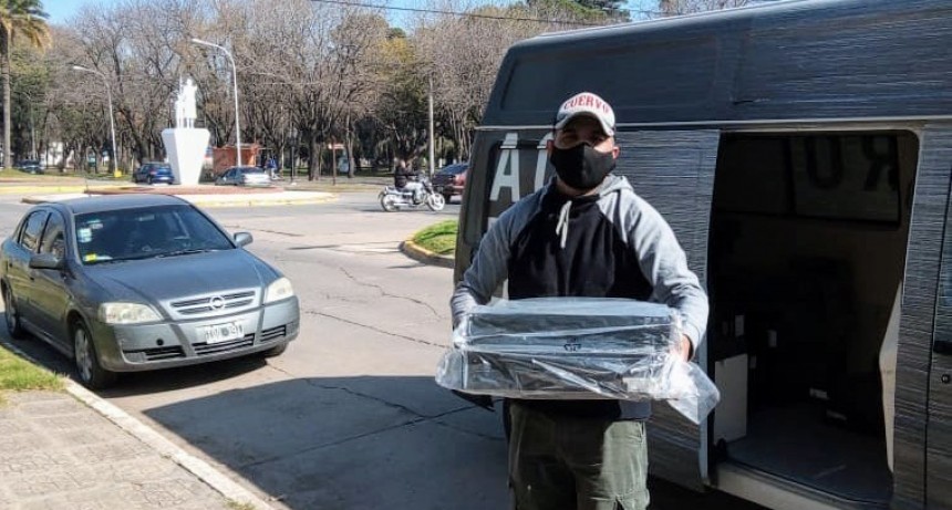 Ternium donó 100 CPU para las escuelas de Ramallo