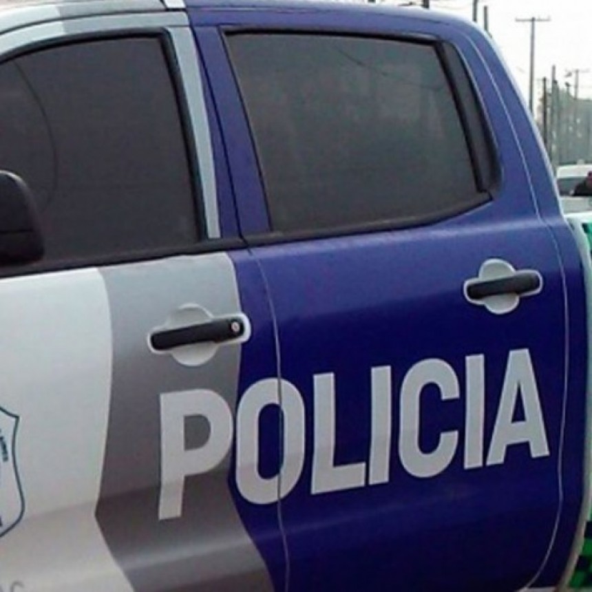 Un vehículo atropello a una mujer en Sánchez