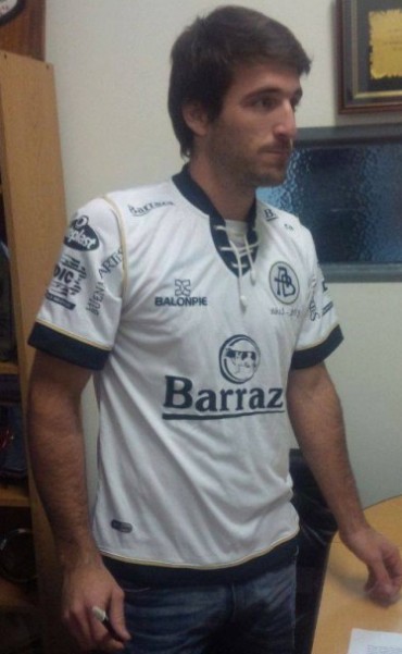 Franco Olego: Gol y robo