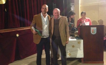 Se realizó el acto de graduación del Plan Fines 2