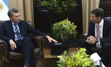 Dreyfus proyecta construir un puerto