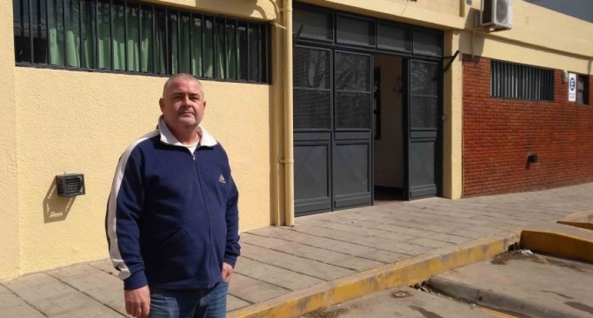 Idiart ´La amenaza de bomba al 911 decía que este viernes a las 10 de las mañana si no se ponían 10 millones de pesos o dólares en la costa del río Paraná iban explotar cuatro bombas en la Escuela 1'