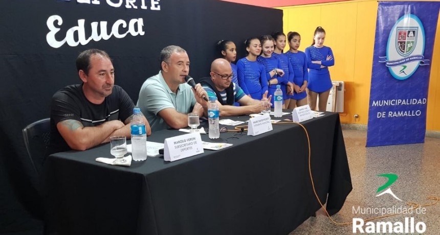 La Municipalidad de Ramallo presentó la indumentaria oficial de los Juegos Bonaerenses 2018 